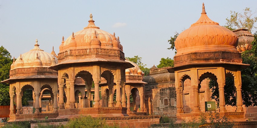 Mandore Garden Temple is among the best places to visit near Jodhpur for its architecture.
