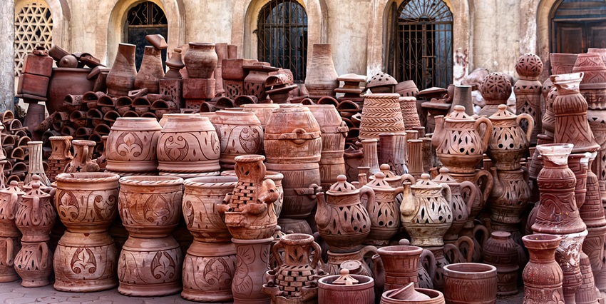 Manek Chowk is a city square, famous for its vibrant markets, especially in the evening.