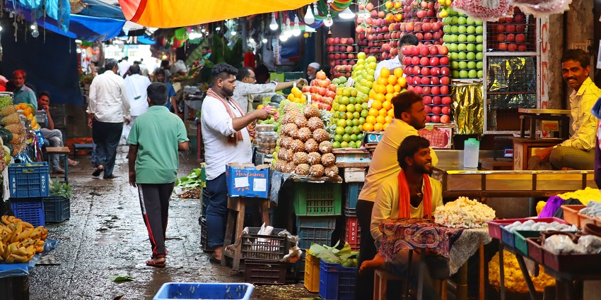 Mangal Bazaar is famous for its ethnic wear and festive shopping.