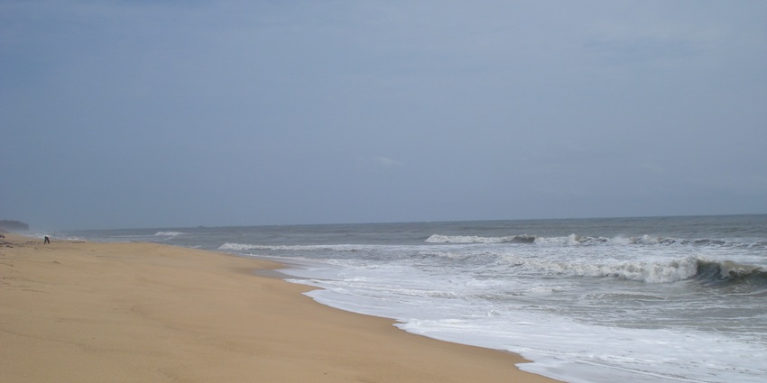Maravanthe Beach's shoreline, one of the famous beaches in Karnataka