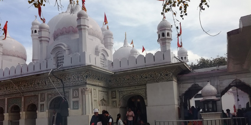 Clear snapshot from the premises of the historic Mata Mansa Devi Temple in Punjab