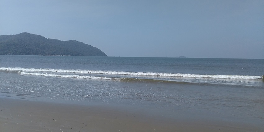 Meenakere Beach, one of the beaches in Honnavar, surrounded by lush forests, features soft sand