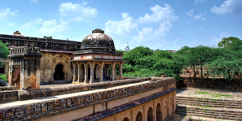 Pictursque view of Rajon ki Baoli, Mehrauli Archaeological Park, Delhi