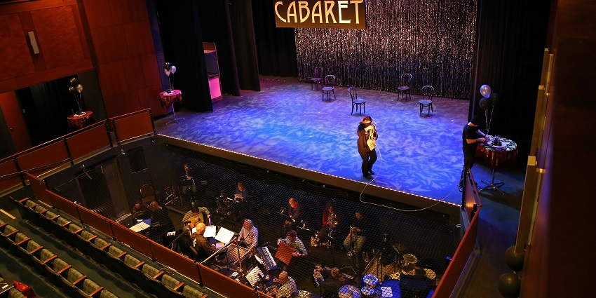 Miracle Cabaret hosts one of the largest ladyboy cabaret shows in the city post dusk.
Viewers of this file can see comments and suggestions