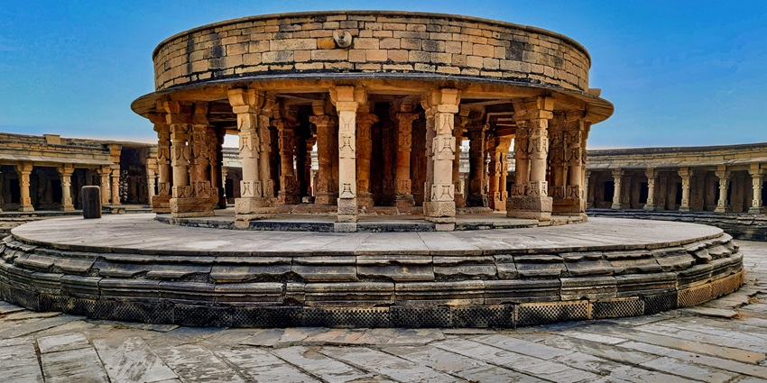 Image of the unique round Mitawali Temple, known for its architectural inspiration