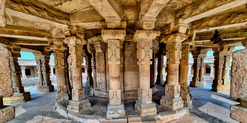 Chausath Yogini Temple, a famous place near Ghatigaon Wildlife Sanctuary, dedicated to Lord Shiva