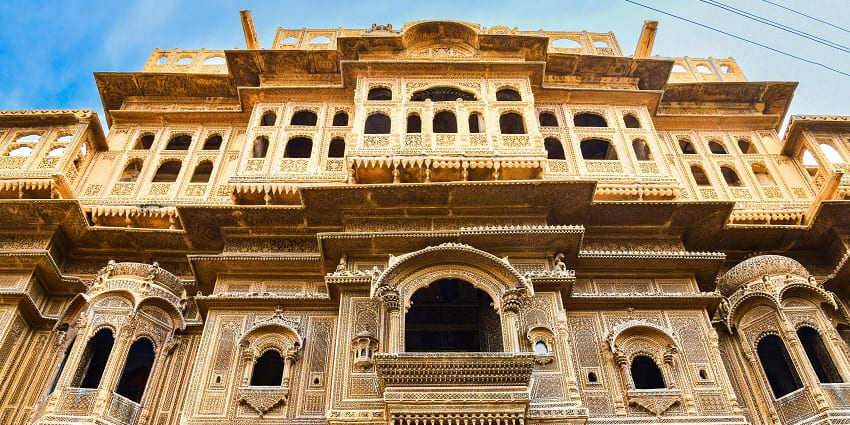 Image of a haveli in Rajasthan - Mohanlal Ishwardas Modi Haveli, places to visit in Jhunjhunu