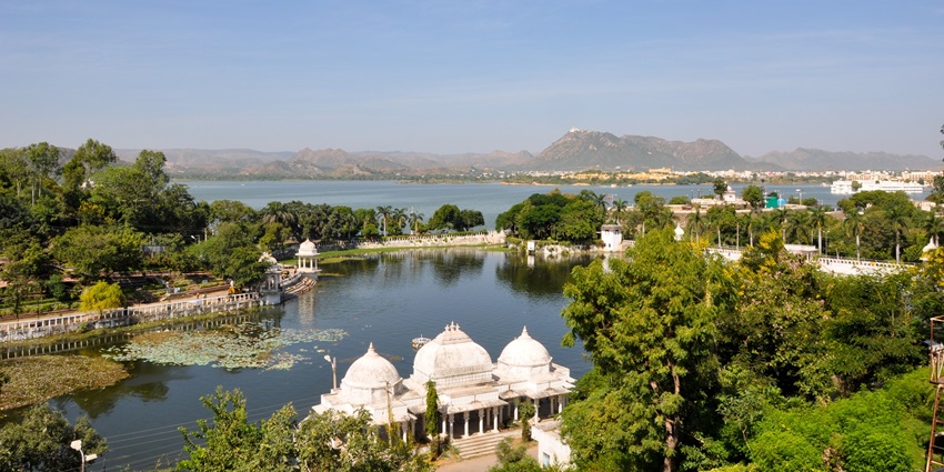 Mokham Vilas (Jannat) is a historic palace in Ajmer with stunning architecture and royal charm.