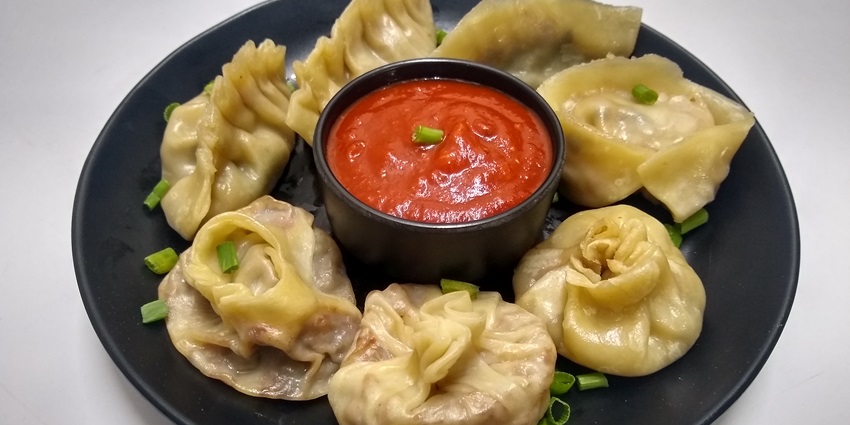 Snapshot of the plate of veg momos which is the best snak in Karol bagh market