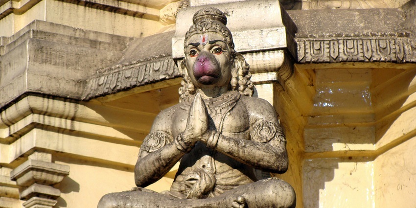 A view of the Mounagiri Hanuman Temple, a revered site near the Kasapuram Temple.