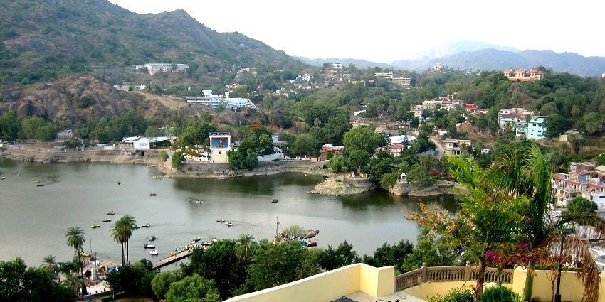 Topographic view of Mount Abu, a famous tourist attraction and hill station in Rajasthan