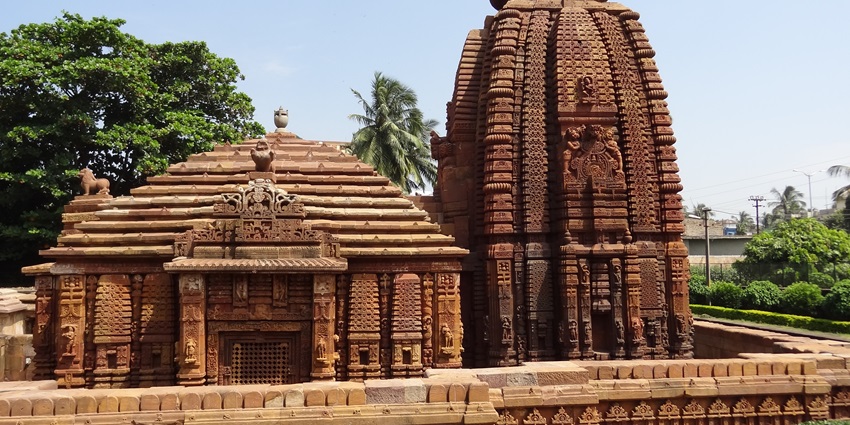 Mukteshwar Temple is a 10th-century Shiva temple with intricate carvings and stonework