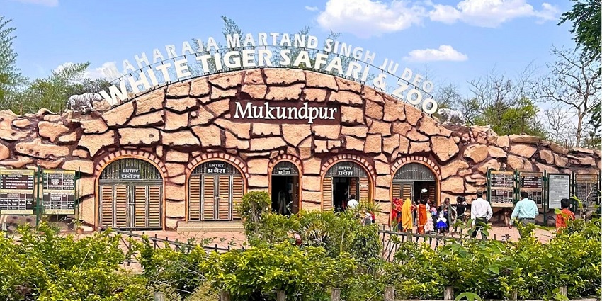 The entrance to White Tiger Safari, a popular place to protect regional habitat