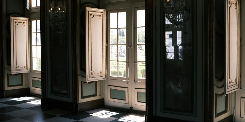 Mulee Aage Palace is a historical landmark with traditional and colonial architecture.