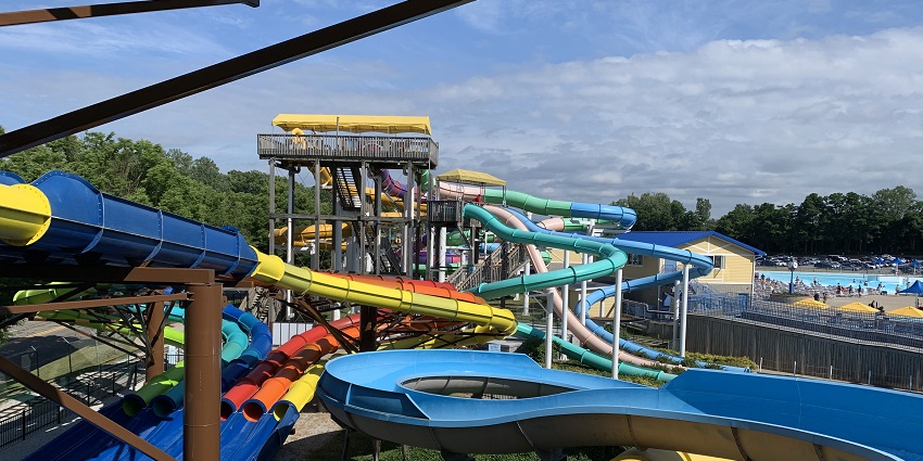 Multi lane racer is one of the most thrilling rides for all adventure lovers
