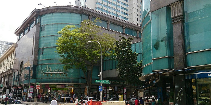 Mustafa Centre in Singapore, a 24-hour mall known for cheap shopping in Singapore.