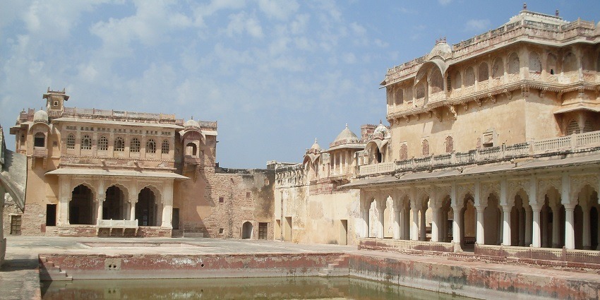 A view of the splendid Nagaur Fort, one of the famous offbeat places in Rajasthan.