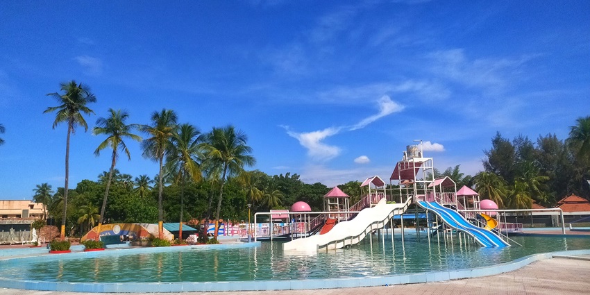 Panoramic image of the beautiful resort amidst the lush greenery and the dense tress in Goa