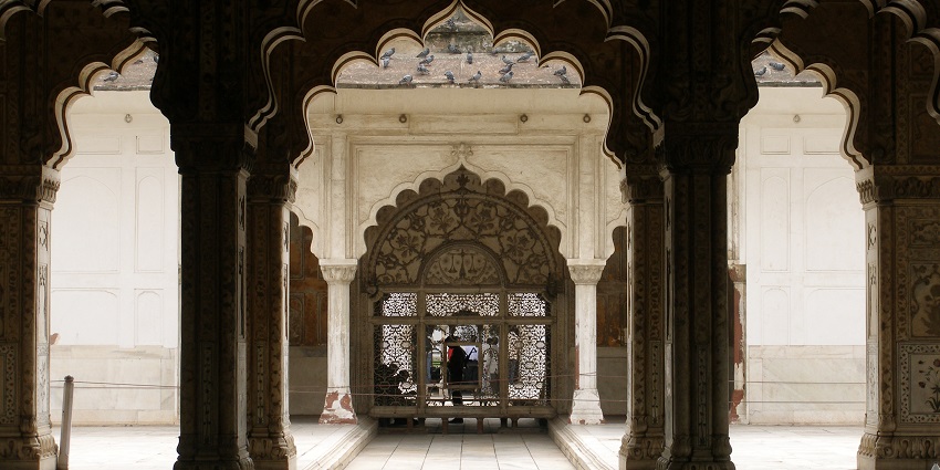 Nahar Singh Mahal, one of the forts in Haryana, has six guest rooms which are beautifully decorated.