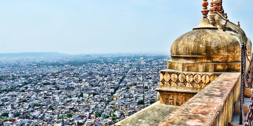 Panoramic view of Jaipur city from Nahargarh Fort, a famous place near Anokhi Museum.