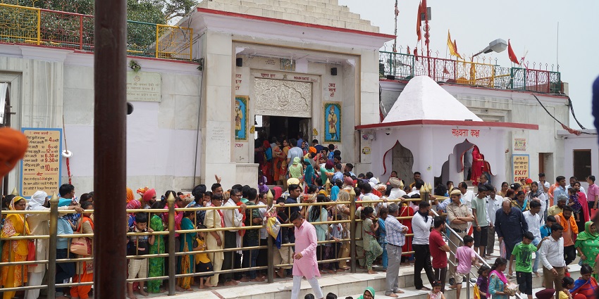Image of Naina Devi Mata Temple in the Nangal region - devotees in the line for pooja and other rituals