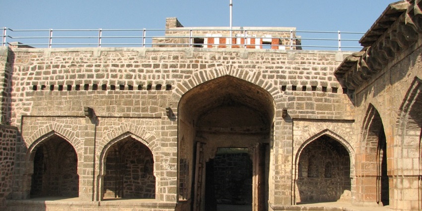 The nagarkhana after main entrance Naldurg fort, a scenic places to visit near solapur