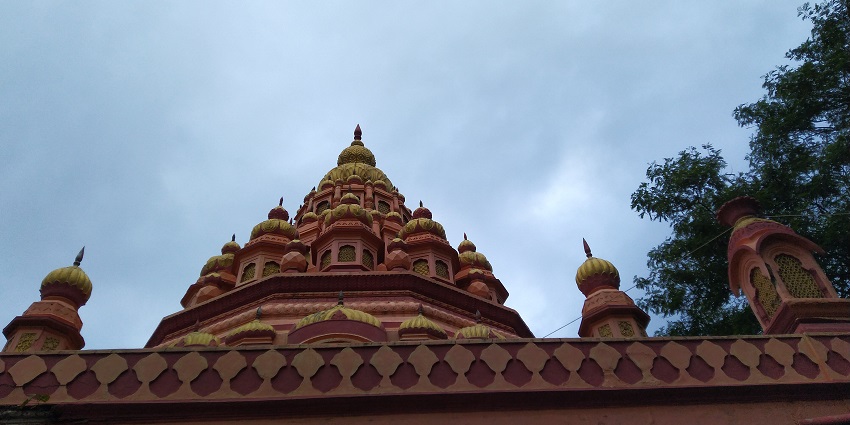Nangartas Temple in Maharashtra offers blessings amidst natural beauty and tranquility.