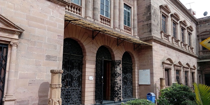 Narmad’s House Museum is an ideal attraction near the Aqualand water park, for history lovers.