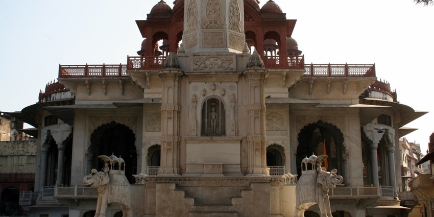 Image of the renowned Nasiyan Jain Temple at Prithviraj Marg in Ajmer