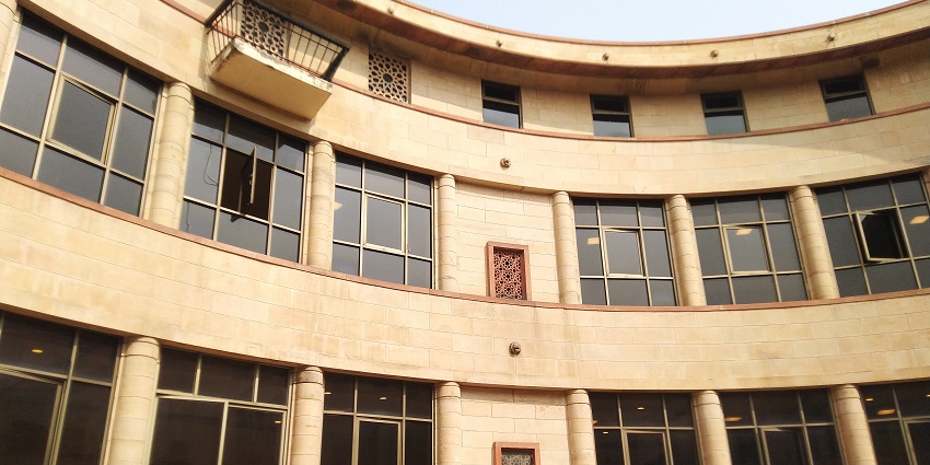 A picture of the National Museum's building located near the Lal Bahadur Shastri Museum