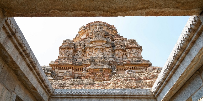 A glimpse of the magnificent Naulakha Temple, one of the best Jharkhand temples.
Viewers of this file can see comments and suggestions