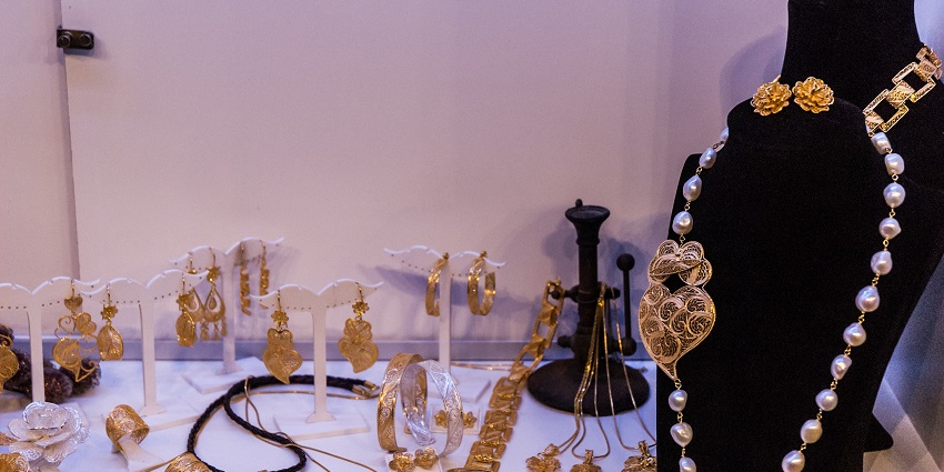 Nav Panchal Jewellers, is the best shopping place for jewellery shopping in Udaipur.