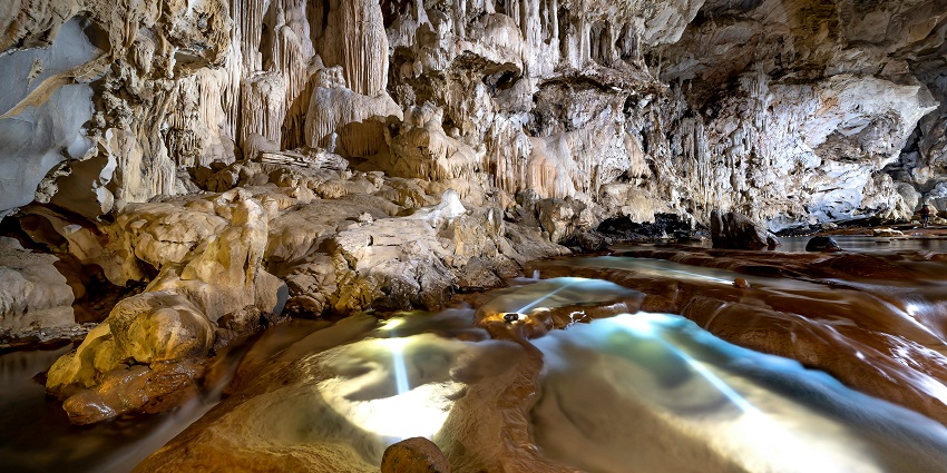 You need to navigate through many tunnels as you get to explore this ancient attraction.
