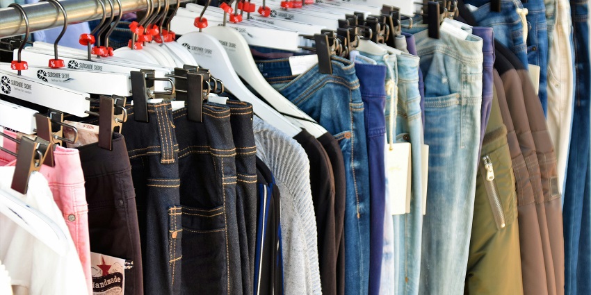 Naya Bazar is among the best places for street shopping in Ajmer for distinct clothing styles.