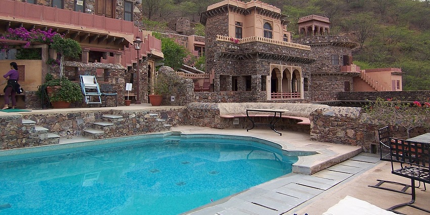 View of the large pool in the Neemrana fort, offering luxury and tradition all at once