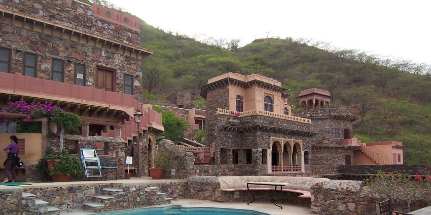 Poolside view of Neemrana Fort Palace, one of the luxurious tourist attractions in Neemrana