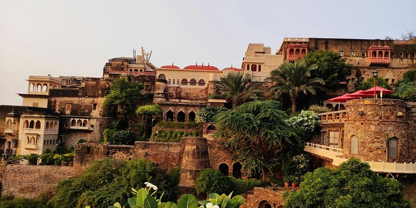 A vibrant blend of history and modernity, showcasing stunning architecture and culture.