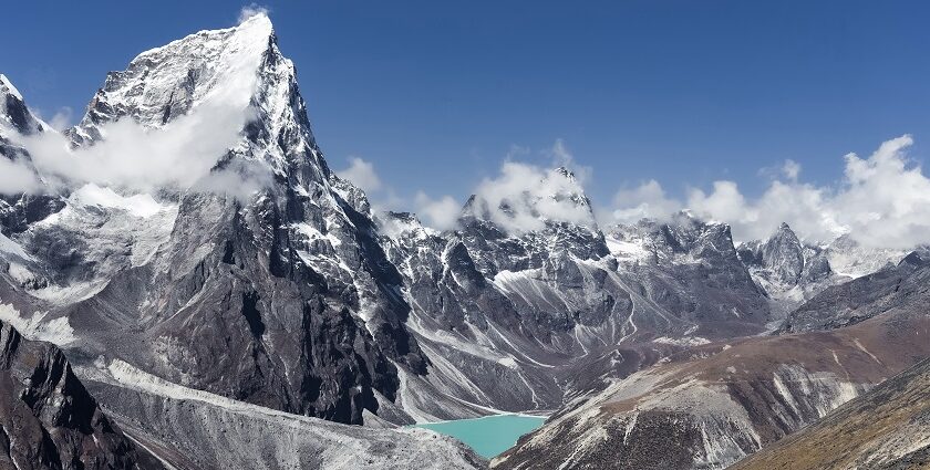 A picture of the Everest region of Nepal one of the most scenic places to visit for couples