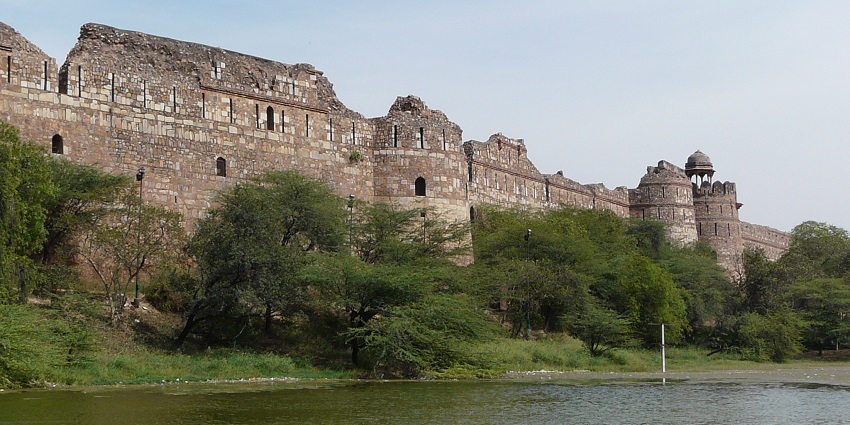 One of the best places to visit in Delhi to experience the architecture of Mughal period
