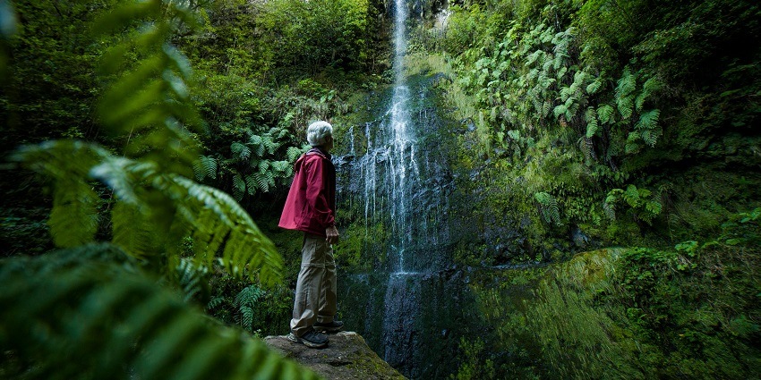 Make sure you carry comfortable shoes when visiting the Gangulpara Waterfall of Madhya Pradesh