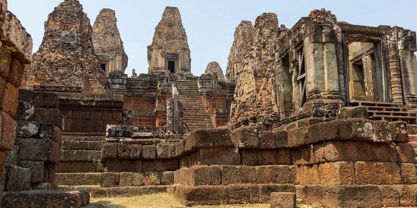 Beautiful snap of the iconic ankor wat the temple dedicated to bhagwan Vishnu in Cambodia