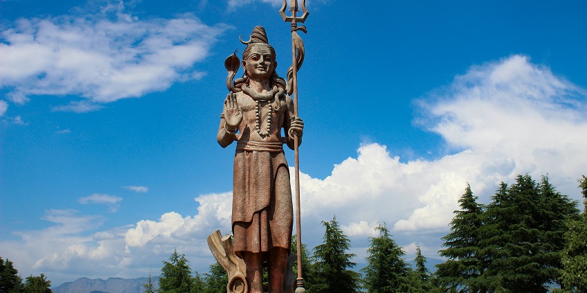 View of the Shiva statue at the Mahakaleshwar Temple, which is a tourist attraction