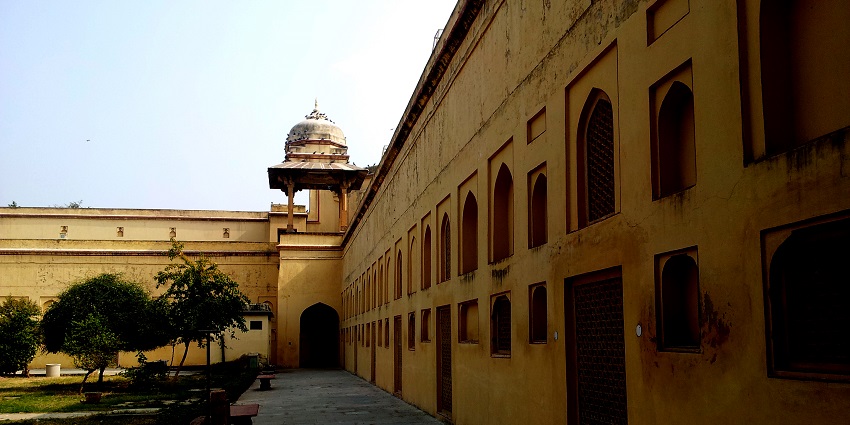 View inside the courtyard of the fort, showcasing the close up view of the halls