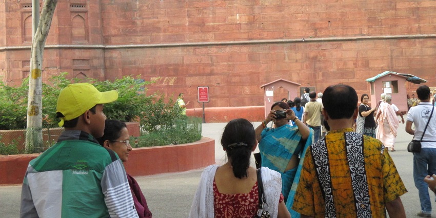 Tourists in Prithviraj Chauhan fort visit it to experience sight-seeing.