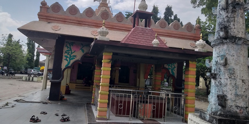 While visiting tourist places in Akkalkot, you should follow all the guidelines of the religious places