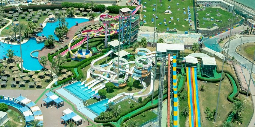 A breathtaking view of the Oyster Water Park for every traveller to visit and explore.