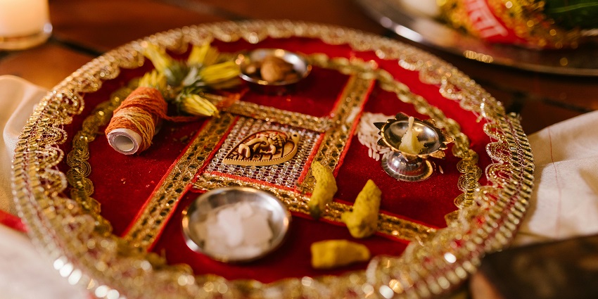 Paat Baba Mandir, one of the popular temples in Jabalpur, offers a peaceful atmosphere