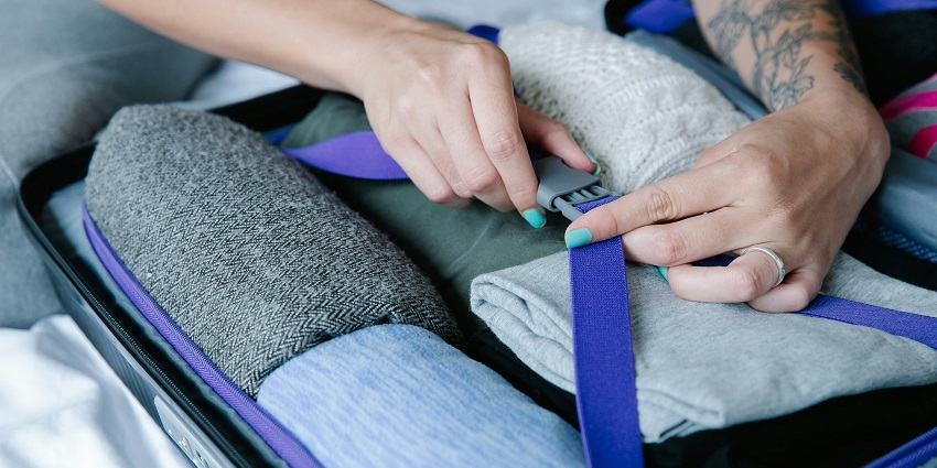 Choose to pack some decent and comfy clothes for a visit to Tapovan Caves and Hills.