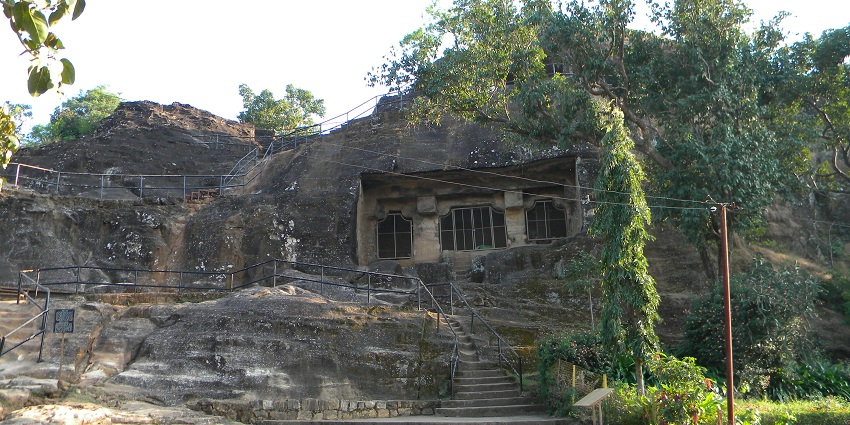 A view of the entrance of the Panch Pandav Caves, a popular location near Bori Wildlife Sanctuary.