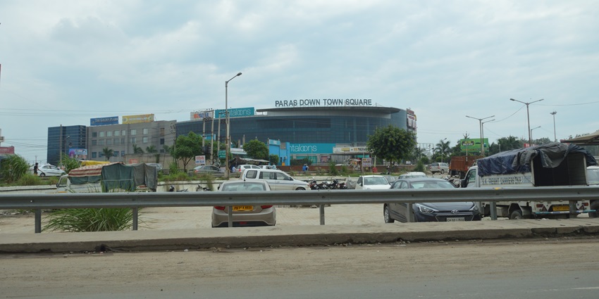 A view of Paras Downtown Square which is one of the most popular malls in Punjab.